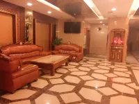 Changning Huihua Business Hotel