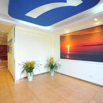 7Days Inn Chain Hotel (Kunming Dongjiawan Telecom Building)