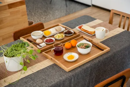 Lezhizhi Hotel (People's Square Tianyuan Sijicheng Branch) Отели рядом с достопримечательностью «Xiangyang Vocational and Technical College»