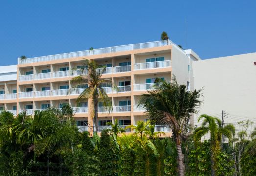 라와이 프린세스 호텔 수영장