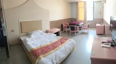 520 Theme Hotel