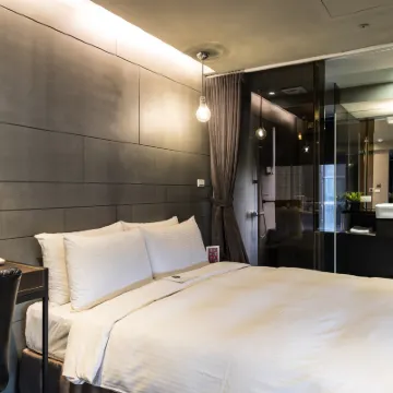 วองโดม อีสต์ อินน์ โรงแรมใกล้บรีซเซ็นเตอร์