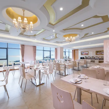 Vienna Hotel (Guangxi Hezhou Fuchuan Hotel)