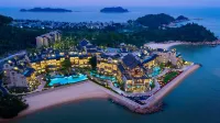 Angsana Zhuhai Phoenix Bay Hotels near Jiefangwanshanqundaolieshi Monument