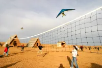Moon Lake Desert Hotel - 3-Star