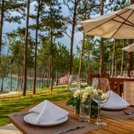 Cereja Hotel & Resort Da Lat