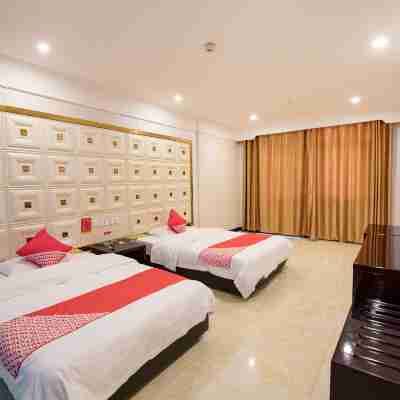 Xinjulong Hotel Rooms