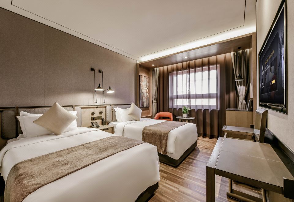 3. 자롱 호텔 (베..