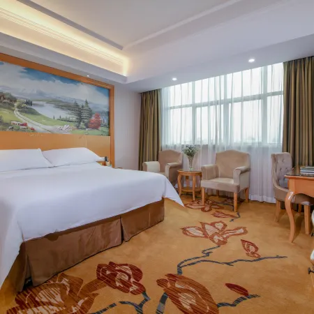 Vienna Hotel (Huizhou Qiuchang Yingbin Road)