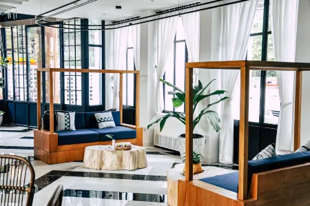 Homm Boutique Hotel Отели рядом с достопримечательностью «One Plus Condo CMU»