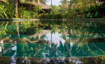 Full Moon Beach Resort