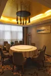 Donghu Hotel - balcony