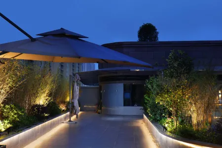 Style S Hotel (Linshui Hongfan Plaza Bus Terminal) Отели в г. Линьшуй