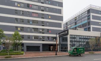 Boli Hotel Apartment (Qingyuan Chimelong)