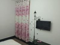 上海阿邱公寓 - 舒适大床房