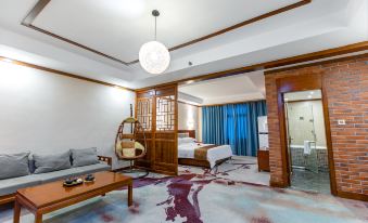 Zixing Kistler Culture Hotel (Dongjiang Lake Scenic Area)