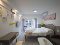 重庆三叶精品公寓 - 阳光温馨舒适一室大床房