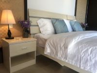 万宁观海澋海湾度假公寓 - 舒适大床套房
