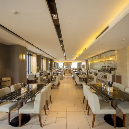 Xinchang Wozhou Junyi Hotel