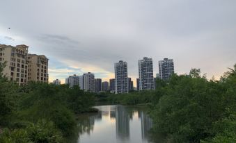 Qingleyuan Youth Hostel