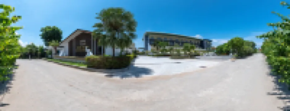 Blue Beach Grand Resort and Spa Hotel berhampiran Phuket Chalong Muay Thai Gym