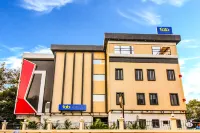 FabHotel RK International - Nr Mumbai International Airport Hotels in Kurla