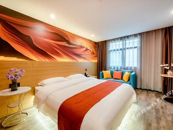 Pod Select Hotel (Xi'an Zhonggulou North Street Subway Station)
