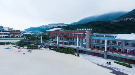 Seaview Hot Spring Holiday Hotel Отели в г. Сяншань