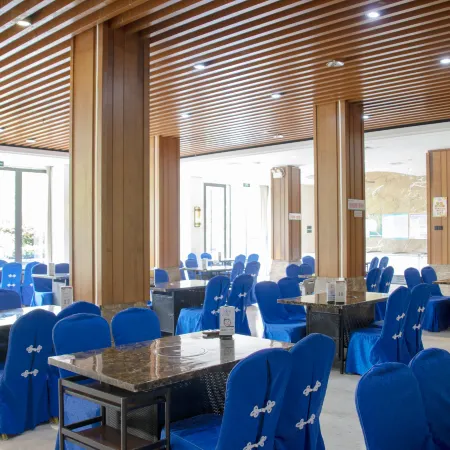 Days Hotel Hainan Baoting