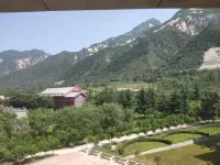 산시 룽위쥔런슈랴오서비스센터 동봉(조양봉) 주변 호텔