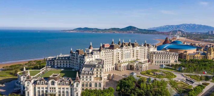 Crowne Plaza QINGDAO OCEAN SPRING RESORT by IHG Hotele w: Qingdao