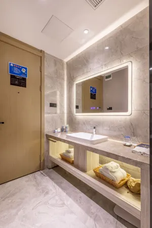 Citywell Hotel (Quanzhou Food Street) Отели рядом с достопримечательностью «Quanzhou University of Information Engineering»