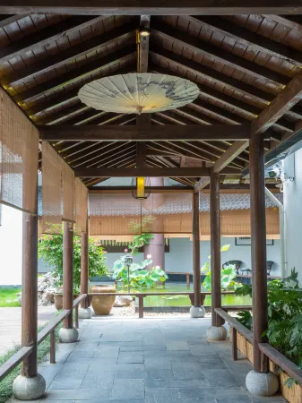 Kuandu Hotel(Nanjing Confucius Temple Branch) Отели рядом с достопримечательностью «CPC Nanjing Committee Party School»