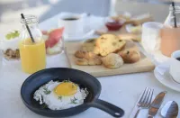 Vigla Hotel - breakfast
