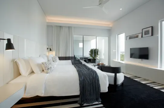 ห้องสไลเดอร์พูลสวีท