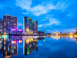 Holiday Inn NEIJIANG RIVERSIDE by IHG