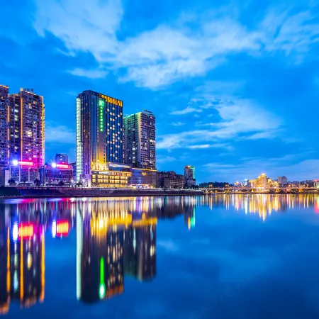Holiday Inn NEIJIANG RIVERSIDE by IHG