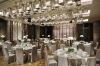 Royal Plaza Hotel