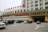 濟州島商務休閒會館（長春吉林大路店） 東方廣場/長春光華學院住宿飯店