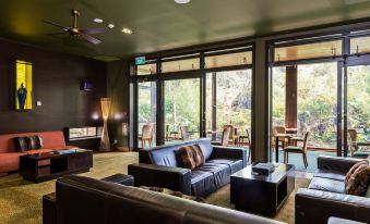 Te Waonui Forest Retreat