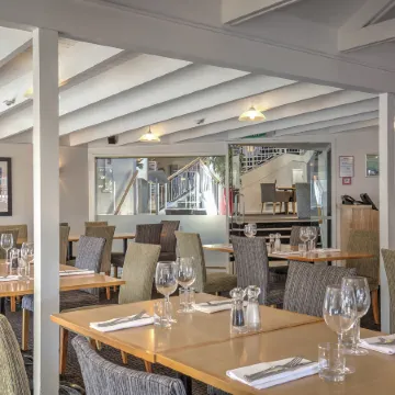 Heartland Hotel Queenstown Отели рядом с достопримечательностью «Пивоварня Altitude Brewing»