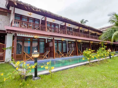 Symphony Summer Sands Beach Resort and Spa