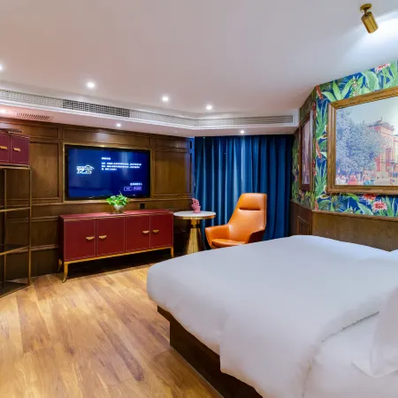 Aishe Space Meian Hotel (Qingdao Wusi Square) Отели рядом с достопримечательностью «Олимпийский парусный центр»