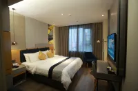 Rujia Huaxuan Select Hotel (Zaozhuang Licheng Guangming West Road Shop)