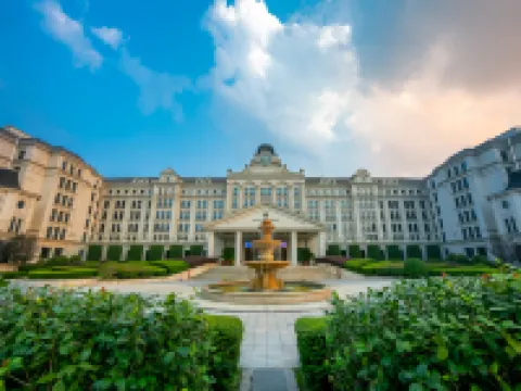 Grand Palace Resort Hotels in Haining