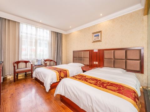 Huangling welcome business hotel