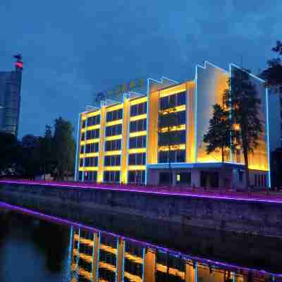 Lotus Garden Hotel Hotel Exterior