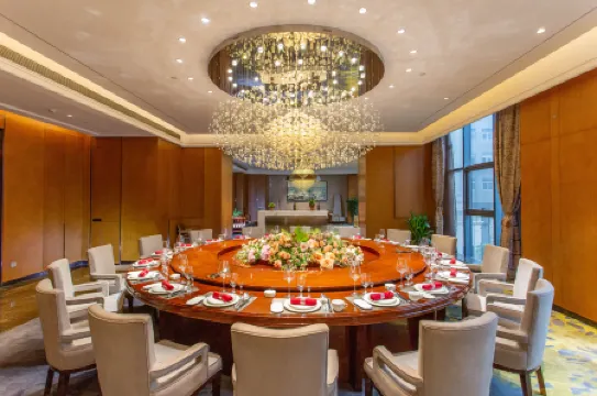 Grand Skylight Hotel