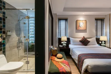 Au Lac Legend Hotel
