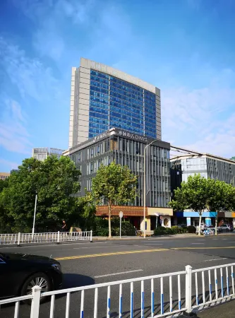 Shaoxing Yi Hotel (Keqiao Yintai Branch)